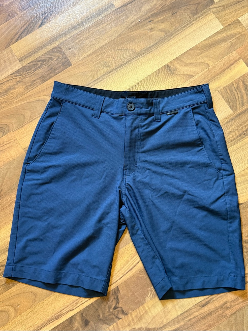 TravisMathew Men’s Golf Shorts Navy Blue Size 30